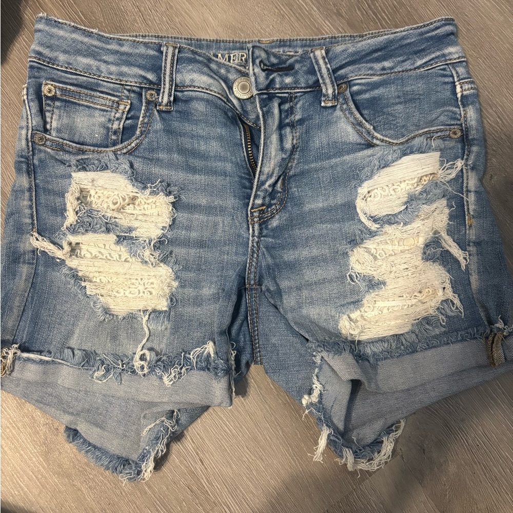 American Eagle Outfitters Women's Blue Distressed Denim Shorts